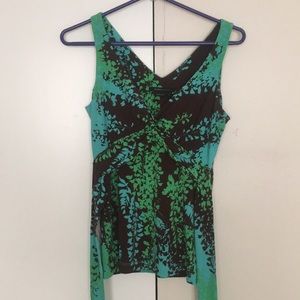 BGBG Max Azria leaf tank S